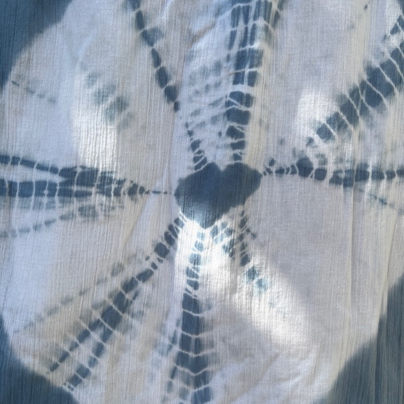 BILLABONG BLUE & WHITE BATIK MAXI DRESS - Picture 10 of 14